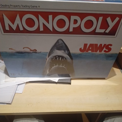 Hasbro monopoly jaws - monopoly,